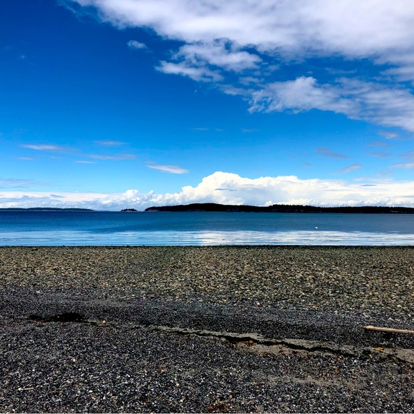 Meet your Posher, H - Picture 1 of 1